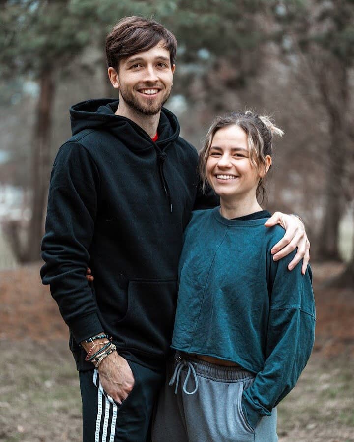 Michal and Sara, Whips, Pops, Icarians